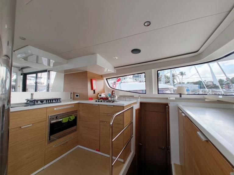 Hire Catamaran with or without skipper Bali Bas du Fort