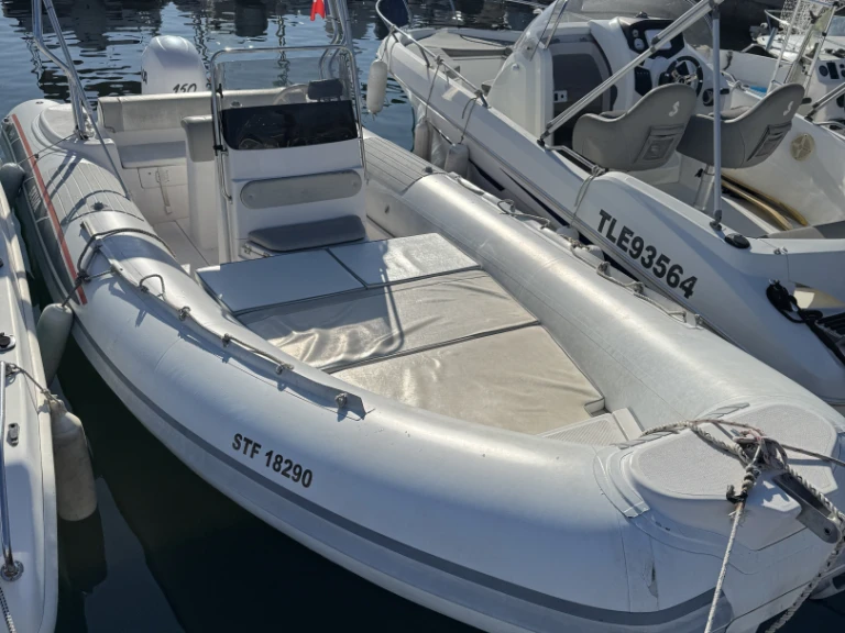 Hire RIB Selva with a boat licence