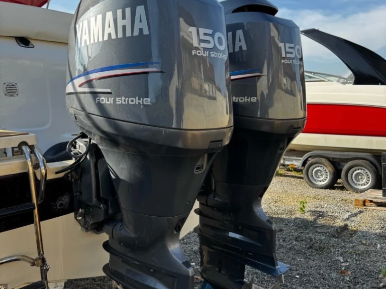 Motorboat to hire Tribunj at the best price