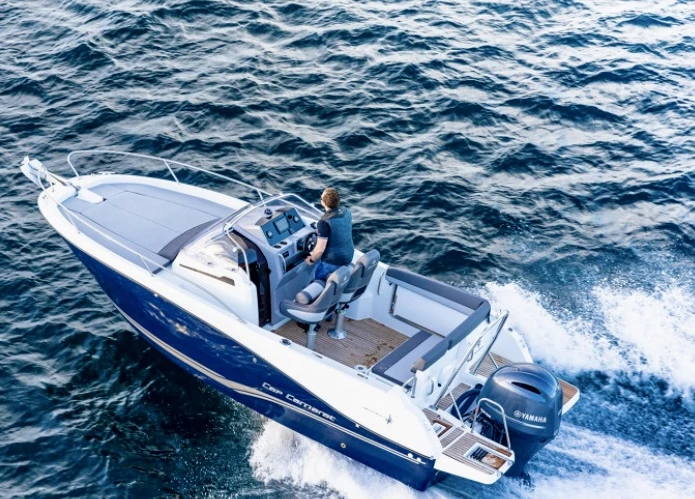 Motorboat to hire Mandelieu-la-Napoule at the best price