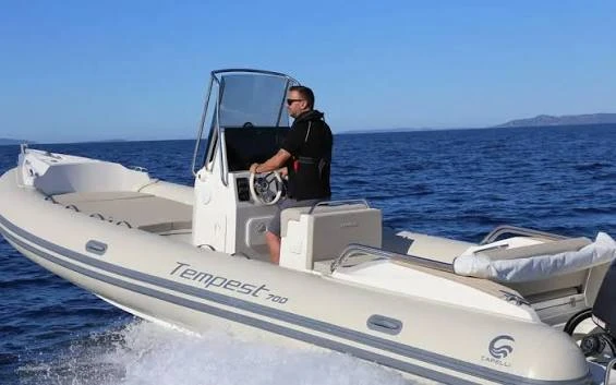 RIB to hire Port-Haliguen at the best price