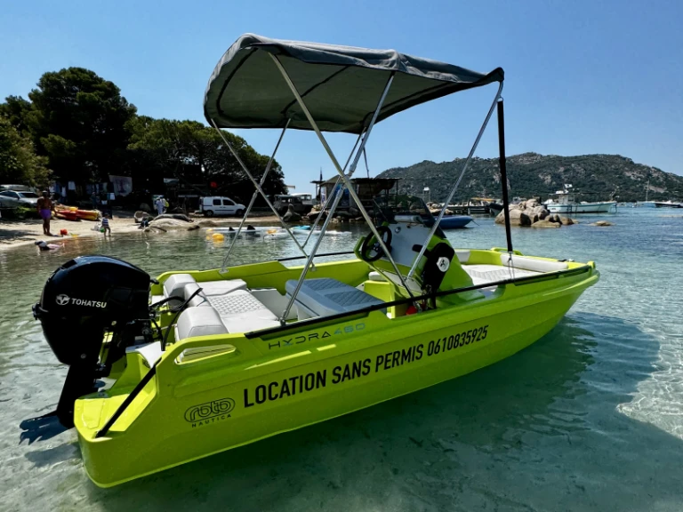 Hire a Rotonautica  Hydra 4,60 Santa Giulia