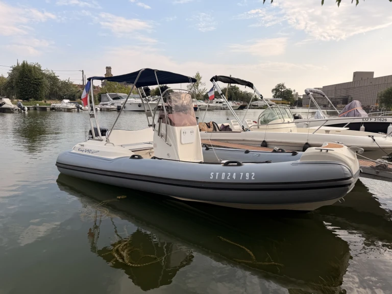 Yacht hire Metz cheap King 490