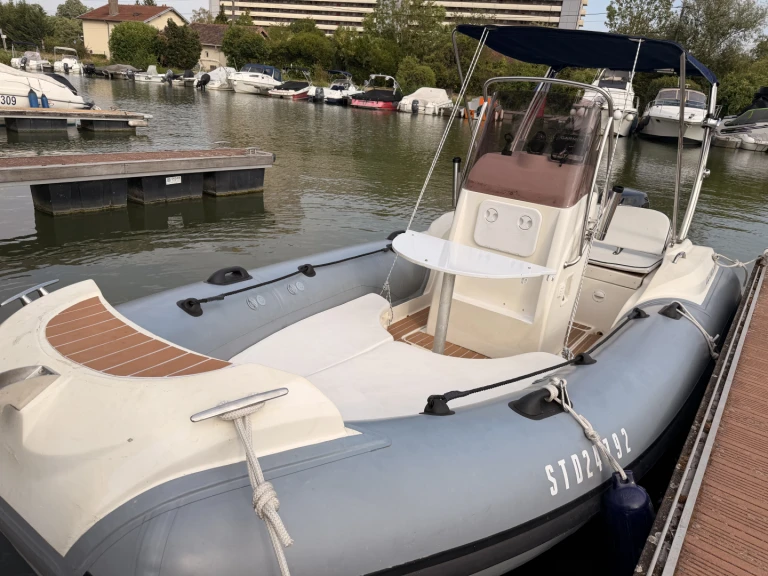 Hire RIB with or without skipper Nuova Jolly Metz