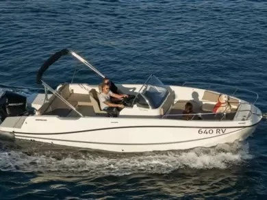 Charter a Quicksilver Activ 755 Open in Mandelieu-la-Napoule on Samboat