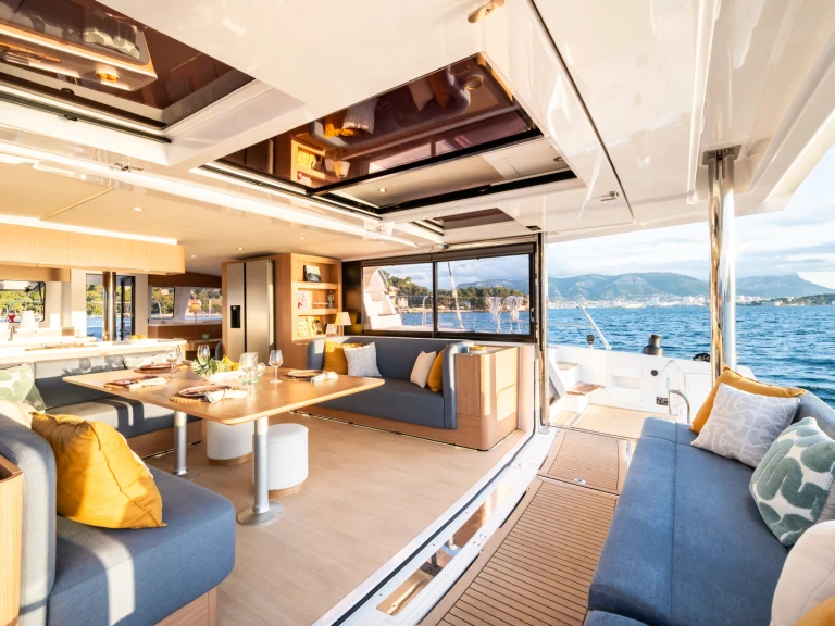 Bali Bali 5.2 charter bareboat or skippered in  Saint-Mandrier-sur-Mer