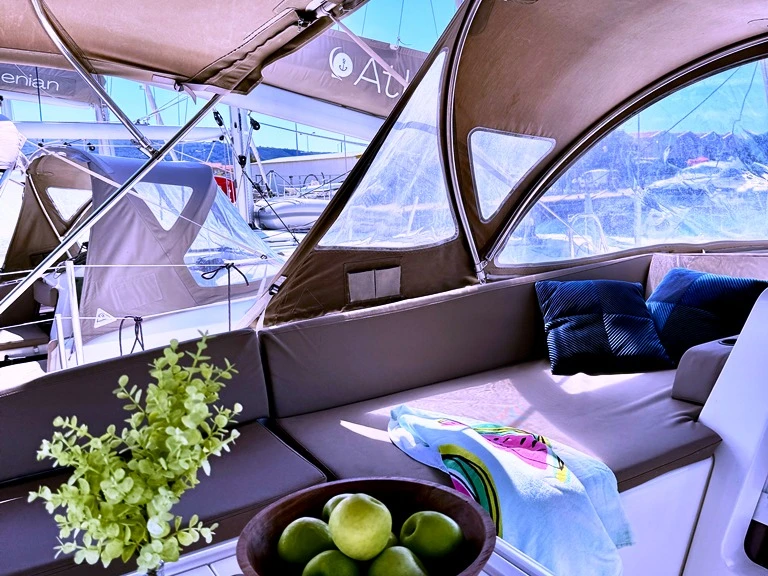 Sailboat hire in Piso Livadi - Jeanneau Jeanneau 54