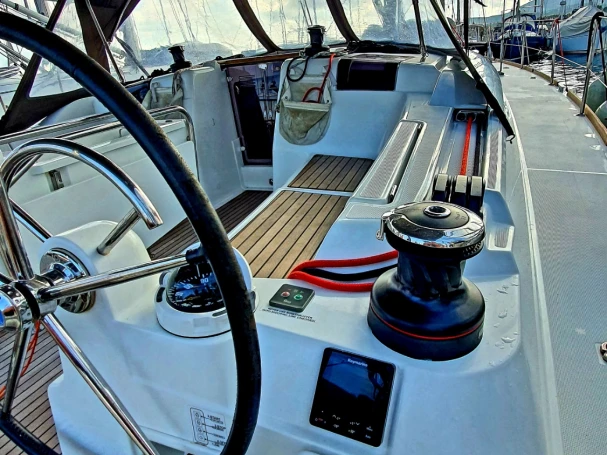Yacht hire Piso Livadi cheap Sun Odyssey 449