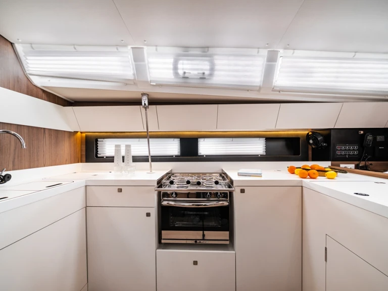 Sailboat hire in Piso Livadi - Jeanneau Sun Odyssey 455