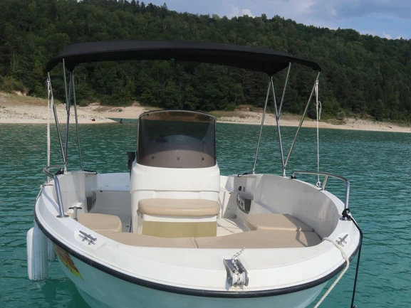 Motorboat to hire Maisod at the best price