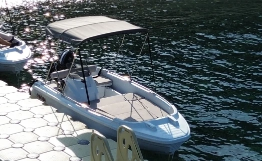 Motorboat hire in Serriera - ROTO 450s Family