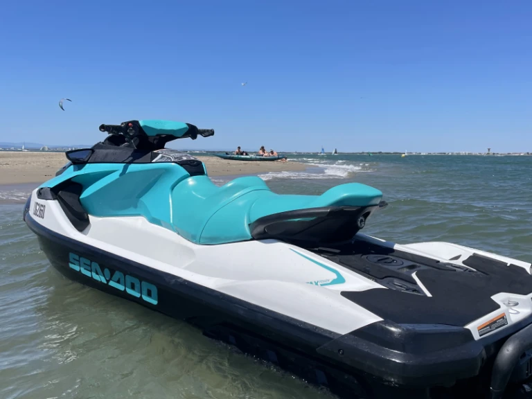 Charter a Sea-Doo GTX  in Le Grau-du-Roi on Samboat