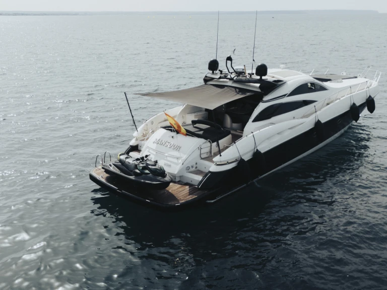 Hire Luxury Yacht with or without skipper Sunseeker Palma de Mallorca
