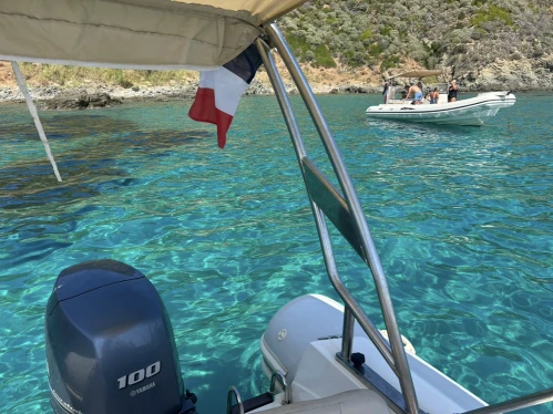 RIB hire in Cavalaire-sur-Mer - Capelli Tempest 570