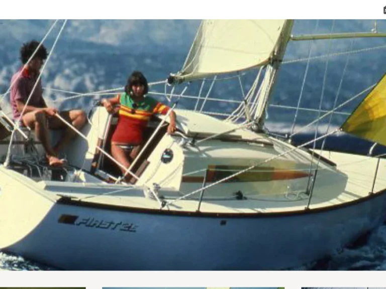 Sailboat to hire Le Canon at the best price