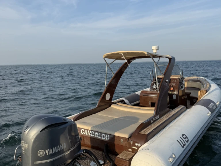 Wimbi Boats W9 charter bareboat or skippered in  Arcachon