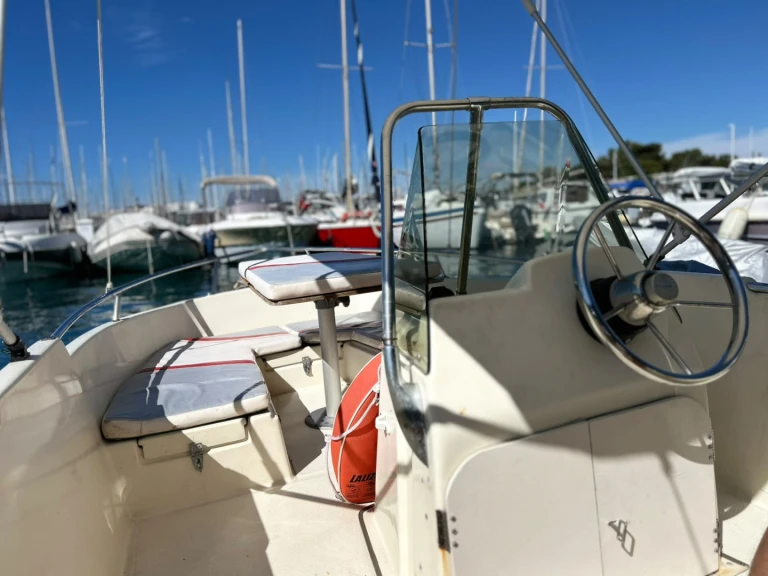 Yacht hire Antibes cheap Ultra 405