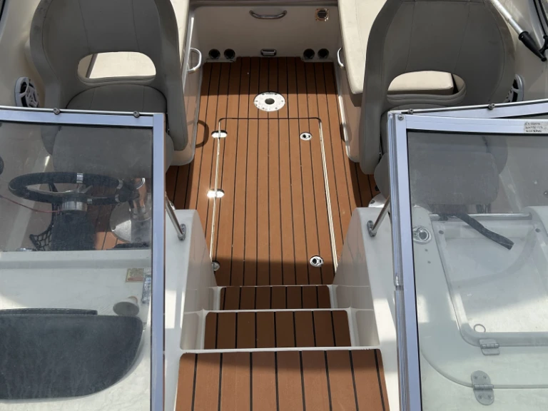 Yacht charter Meaux - Quicksilver Activ 645 Cabin on SamBoat