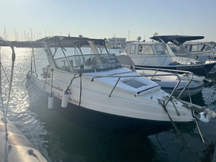 Charter a Murena Murena 599 in San Foca Marina on Samboat