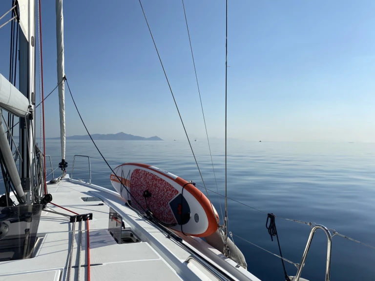 Hire Sailboat Bénéteau with a boat licence