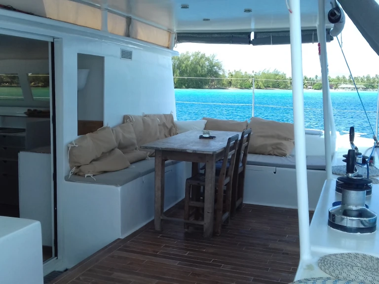 Charter a Looping50 Looping50 in France on Samboat
