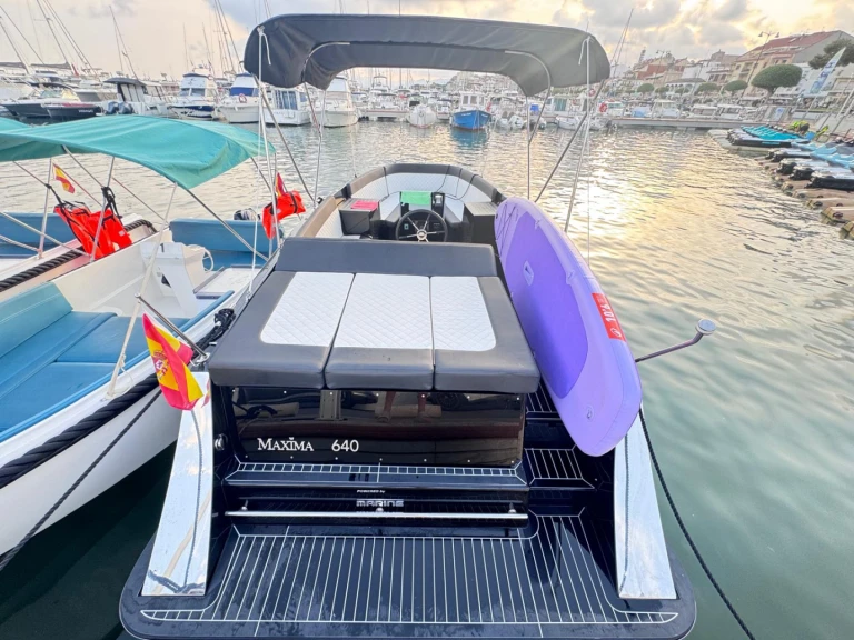 Motorboat to hire Cambrils at the best price