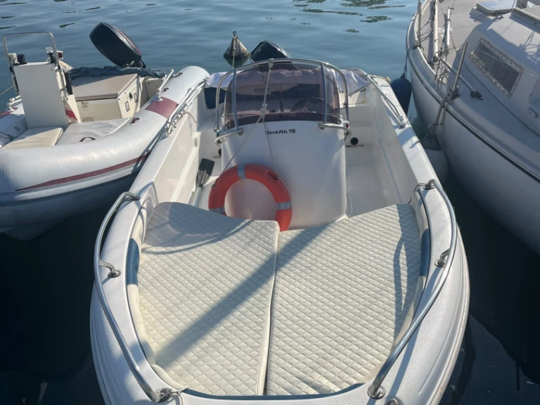 Motorboat hire in Portoferraio - Ranieri Soverato 565