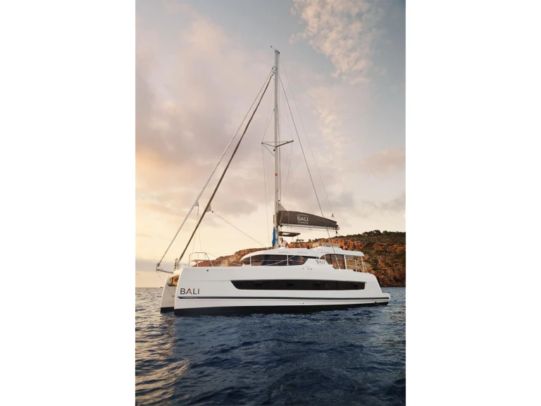 Hire Catamaran Bali with a boat licence