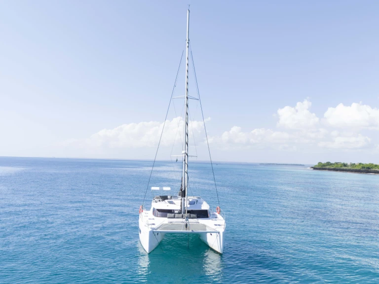 Yacht hire Zanzibar cheap Helia 44 Evolution
