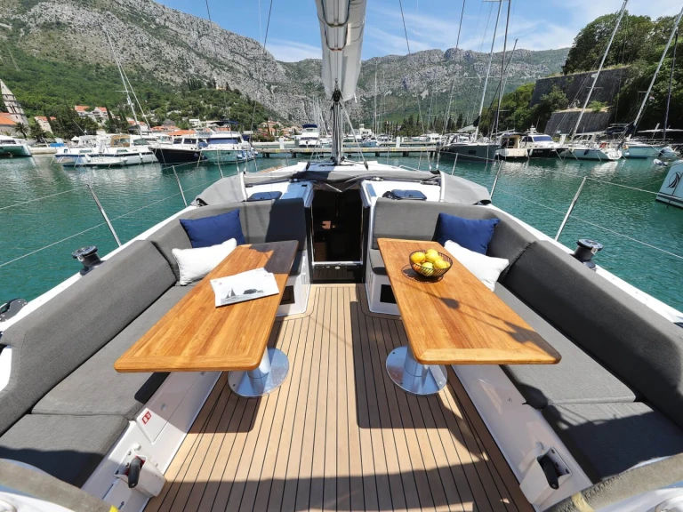 Yacht charter Komolac - Hanse Hanse 410 on SamBoat