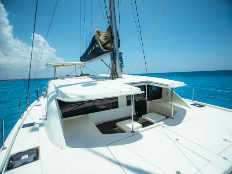 Catamaran to hire Zanzibar at the best price