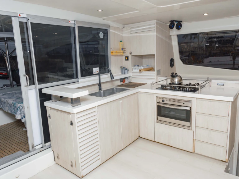Hire Catamaran with or without skipper Leopard Zanzibar