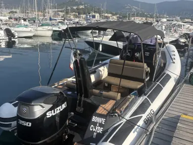Charter a Brig Eagle 8 in Cavalaire-sur-Mer on Samboat