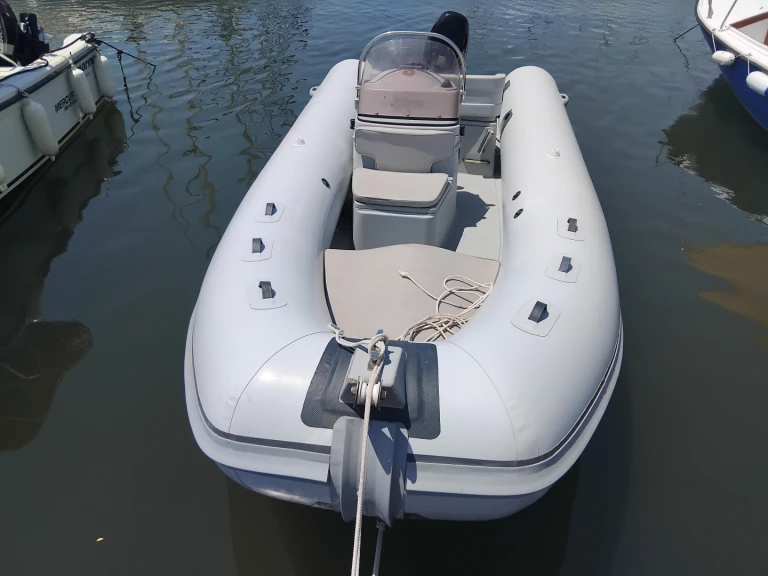 Charter a Joker Boat Coaster 515 in Cagliari on Samboat