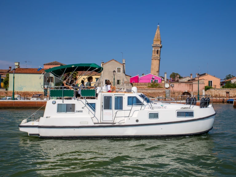  Tip Top charter bareboat or skippered in  Chioggia