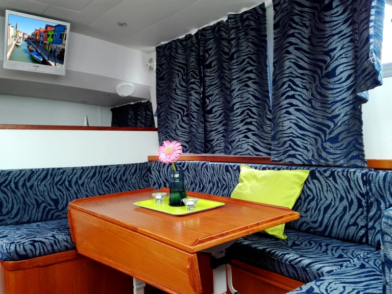 Yacht hire Chioggia cheap Tip Top