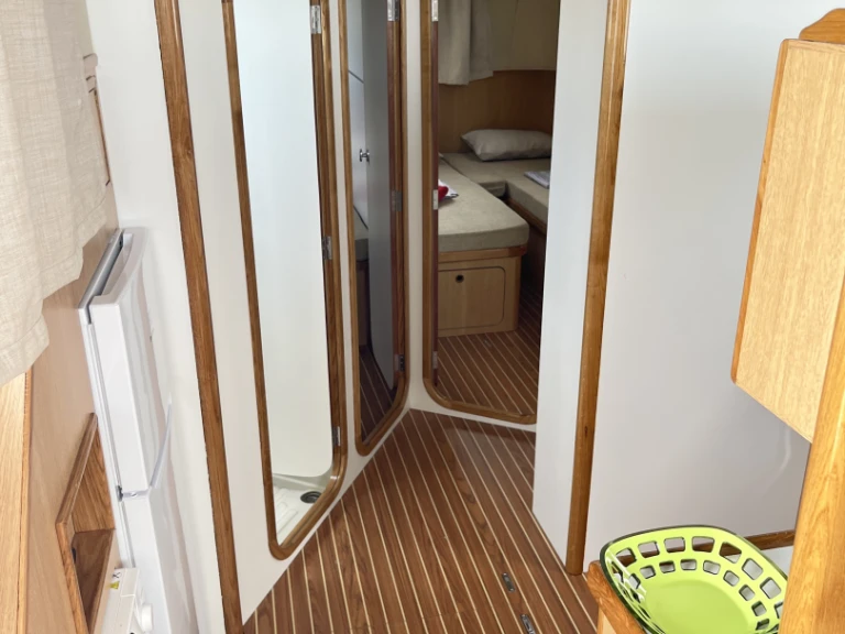 Canal boat hire in Chioggia -  Tip Top