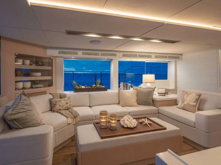 Hire Luxury Yacht with or without skipper Two Oceans British Virgin Islands (BVI)