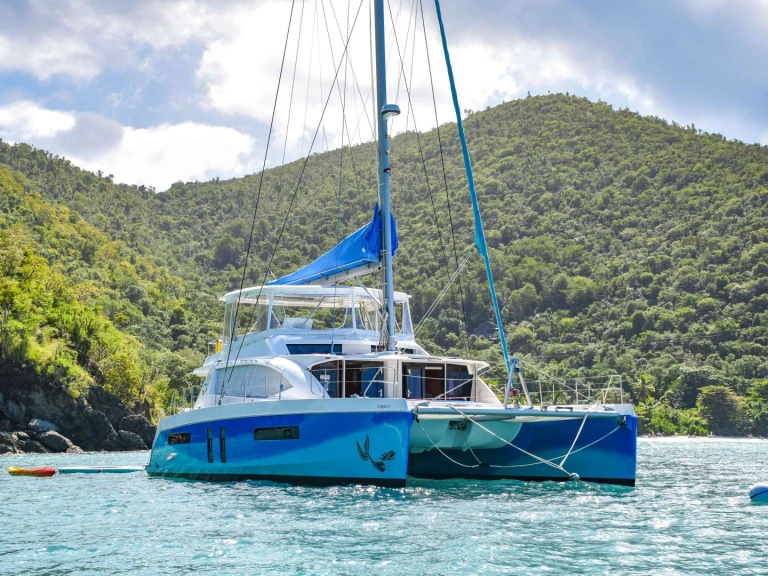 Luxury Yacht to hire British Virgin Islands (BVI) at the best price
