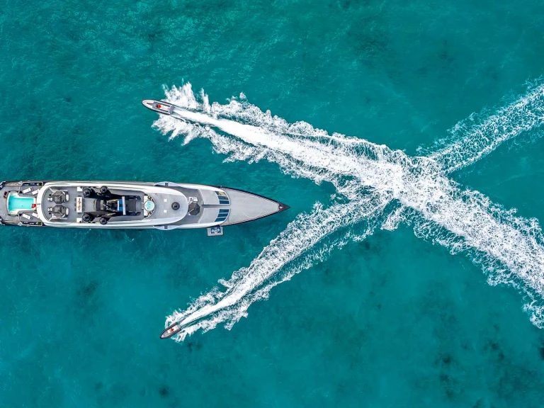 Yacht charter Naples - ISA, RODRIGUEZ GROUP ITALY OKTO on SamBoat