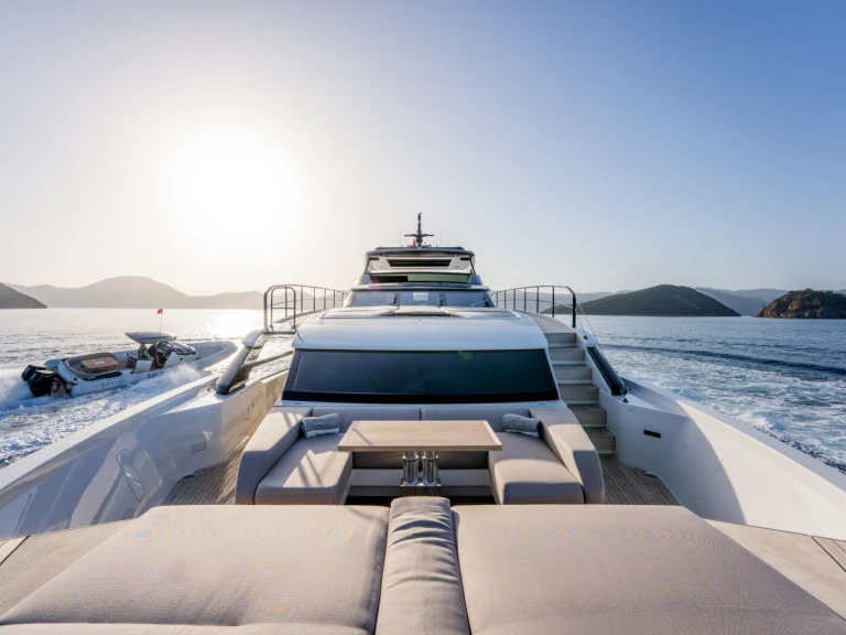 San Lorenzo DANLOU  charter bareboat or skippered in  Athens