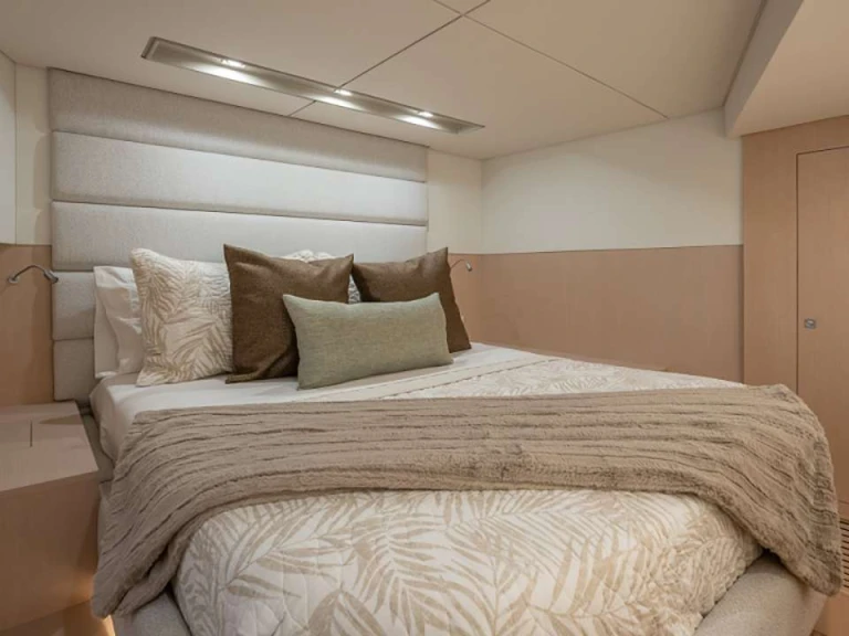 Yacht hire British Virgin Islands (BVI) cheap EARNOUT