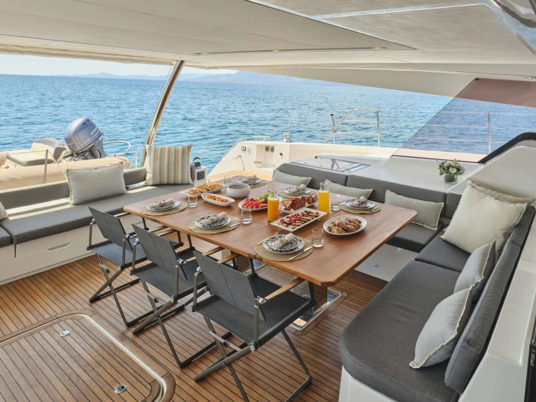 Yacht charter Athens - Fountaine Pajot SERENISSIMA on SamBoat