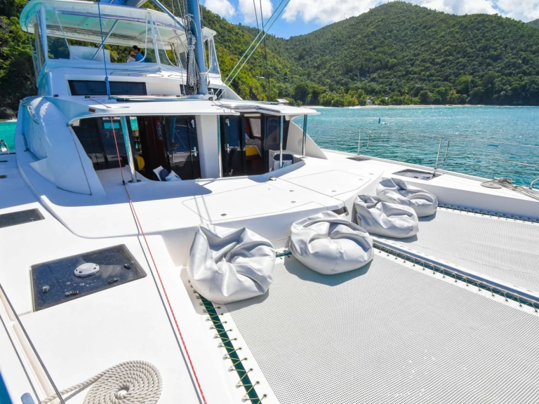 Luxury Yacht hire in British Virgin Islands (BVI) - Leopard TOUCH THE SKY