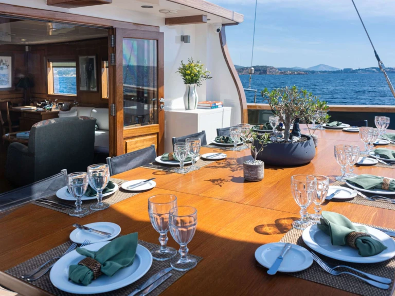 Hire Luxury Yacht Custom Gulet-Motor Sailor with a boat licence