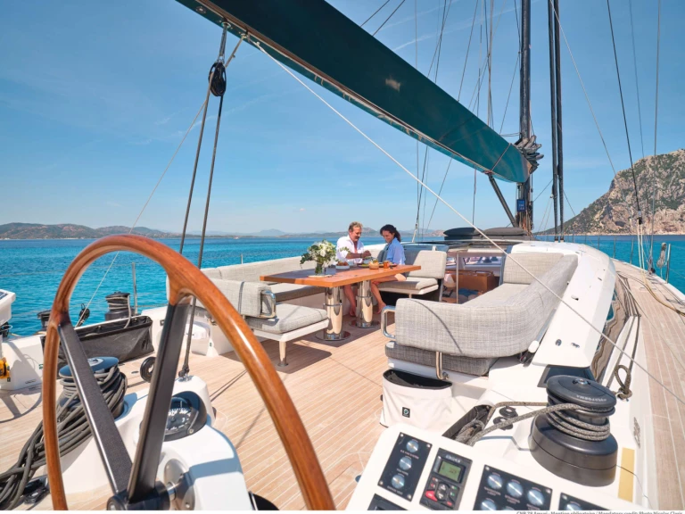 Hire a Solaris Amuri Naples