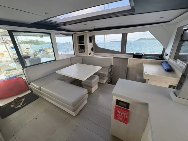 Catamaran hire in Parish of Saint George - Leopard Catamarans / Robertson & Caine Leopard 45