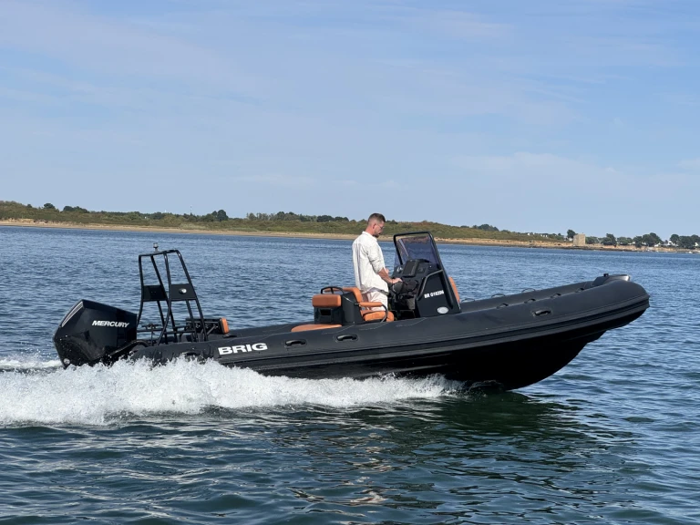 Hire a Zodiac Pro Open 550 Ultimate Arzon