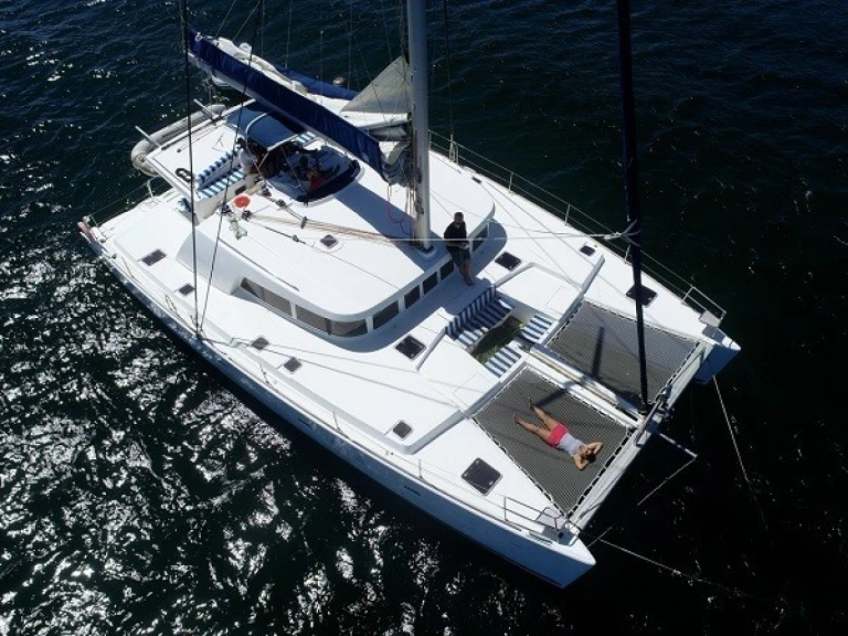 Hire a Lagoon Lagoon 43 Le Marin