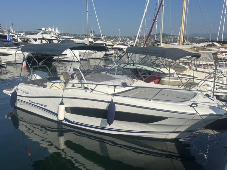 Motorboat to hire Antibes at the best price